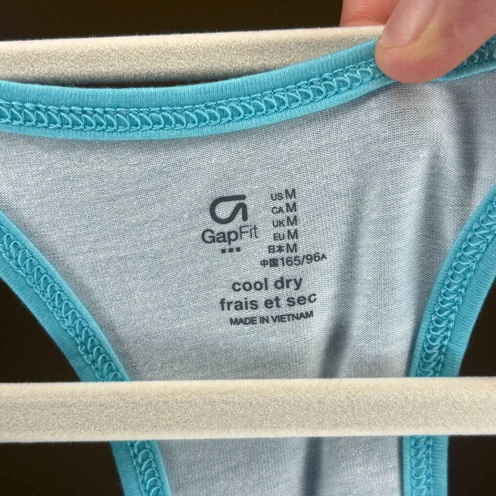 GapFit “Squat Goals” Ombre Racerback Tank | Women’s Medium | Workout Gym Top - Picture 3 of 5